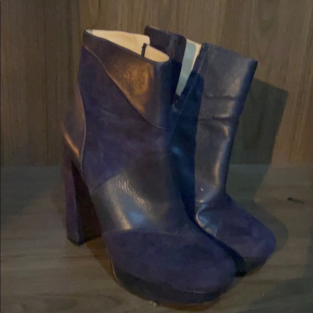 Funky 60s suede booties